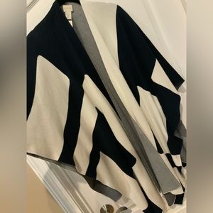 Chicos Blue and White Wrap